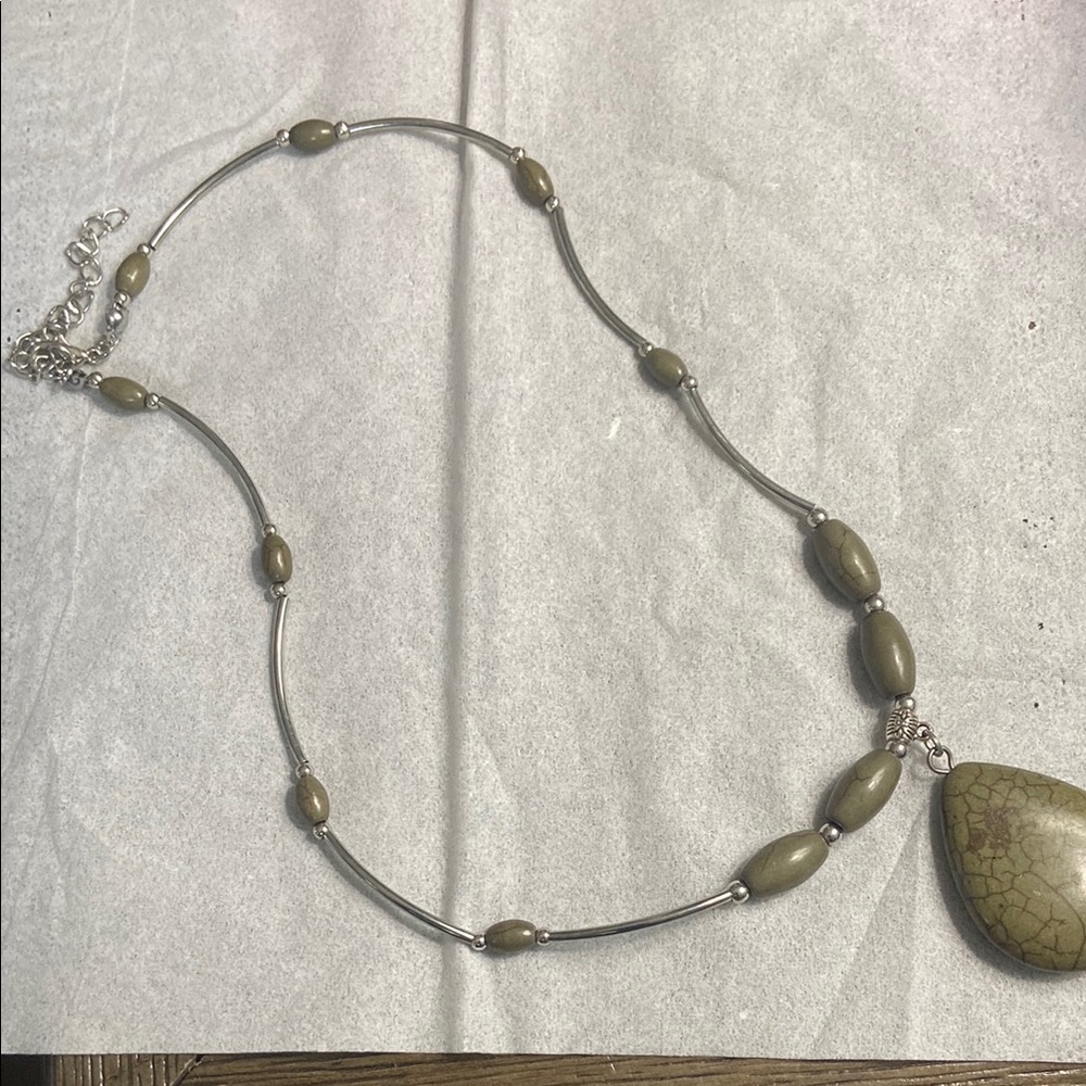 Elegant Olive Necklace with Silver Accents